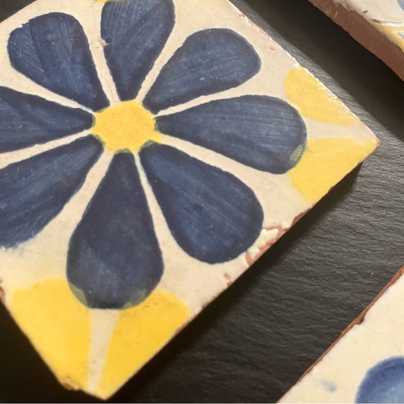 Mexican Hand Painted Terra-Cotta Talavera Vintage Tiles Set of 4 - Picture 8 of 16